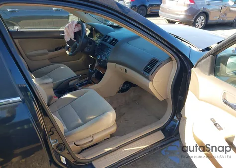 2004 Honda Accord 2.4 Ex z USA, uszkodzony, nr VIN 1HGCM56764A120521